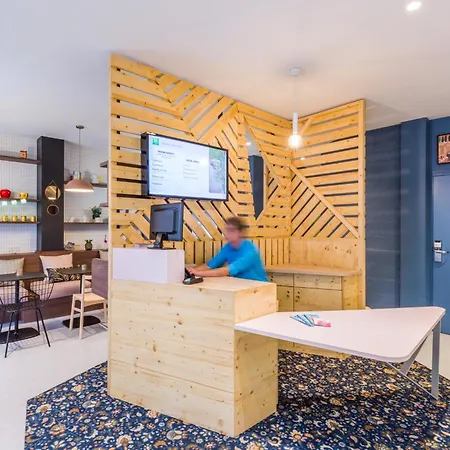 Hotel Ibis Styles Gare De L'est Tgv