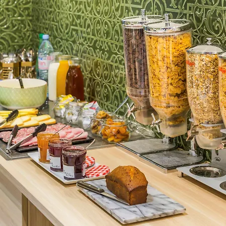 Otel Ibis Styles Gare De L'est Tgv 3*