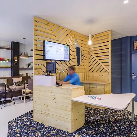 Otel Ibis Styles Gare De L'est Tgv