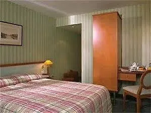 Ibis Styles Gare De L'est Tgv París