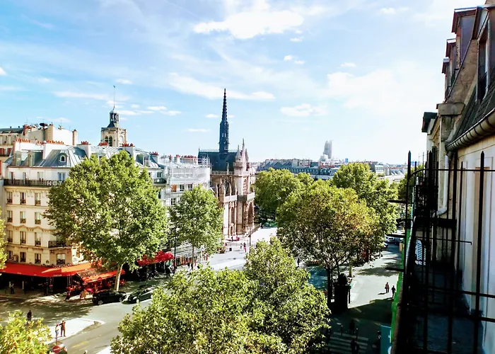 Ibis Styles Gare De L'est Tgv 3*